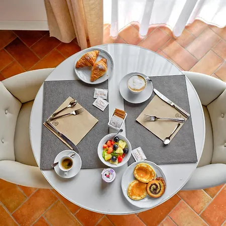 Padovani Relais De Charme - Adults Only Pastrengo